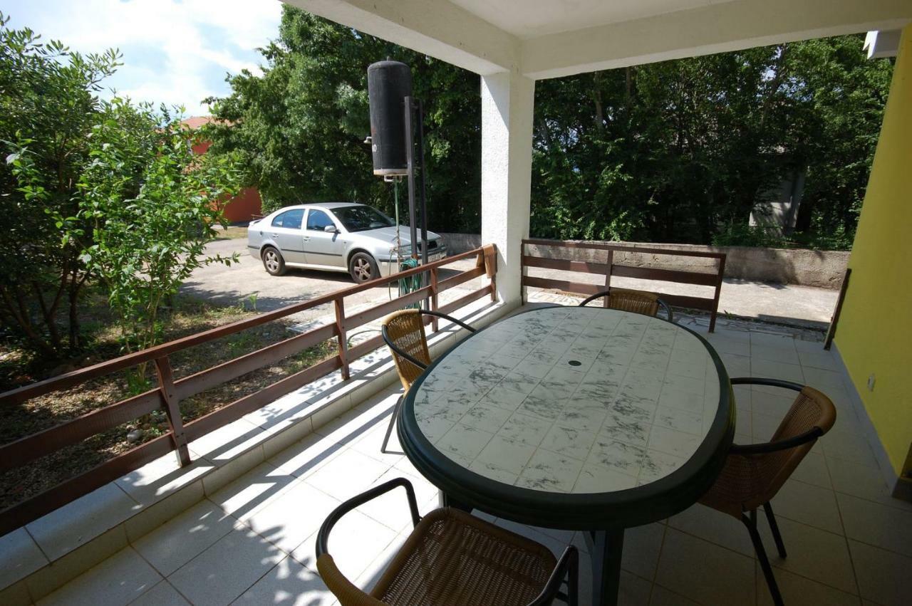 Apartments Juric By El-Pi Tours Njivice Exteriér fotografie